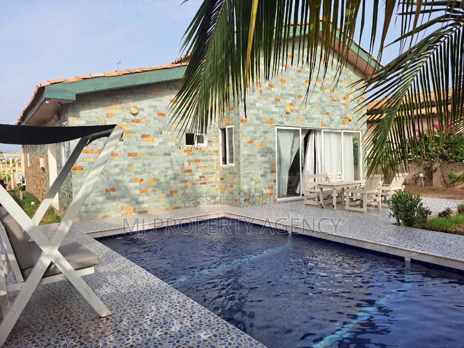 Furnished 4bdrm House in Prampram Beach for sale in Prampram