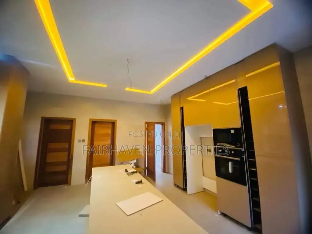 4bdrm House in Fairhaven Properties, Adenta for sale in Adenta