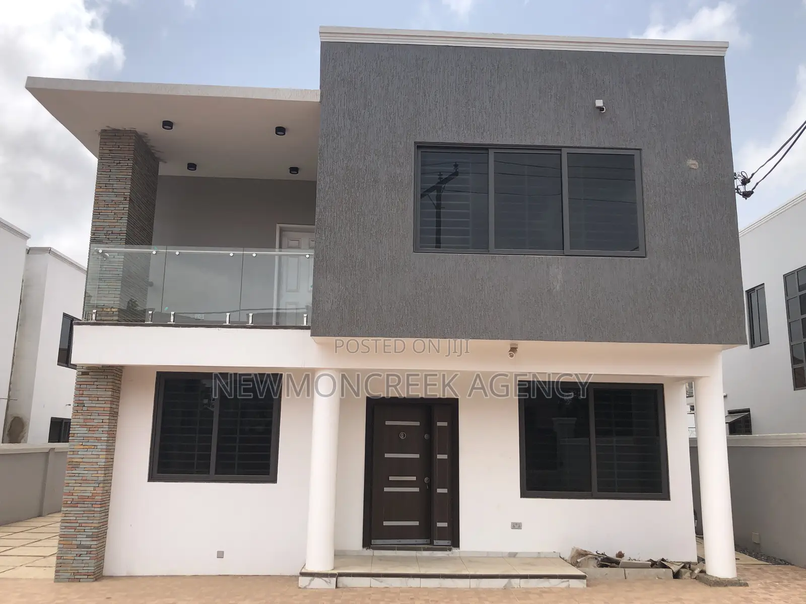 4bdrm Duplex in East Legon Hills, Accra Metropolitan for sale in Accra Metropolitan