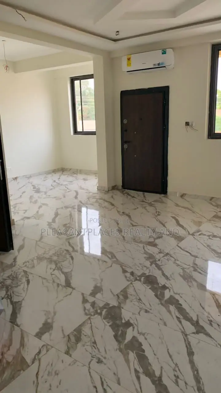 2bdrm Apartment in Pleasantplaces, West Legon for rent in West Legon