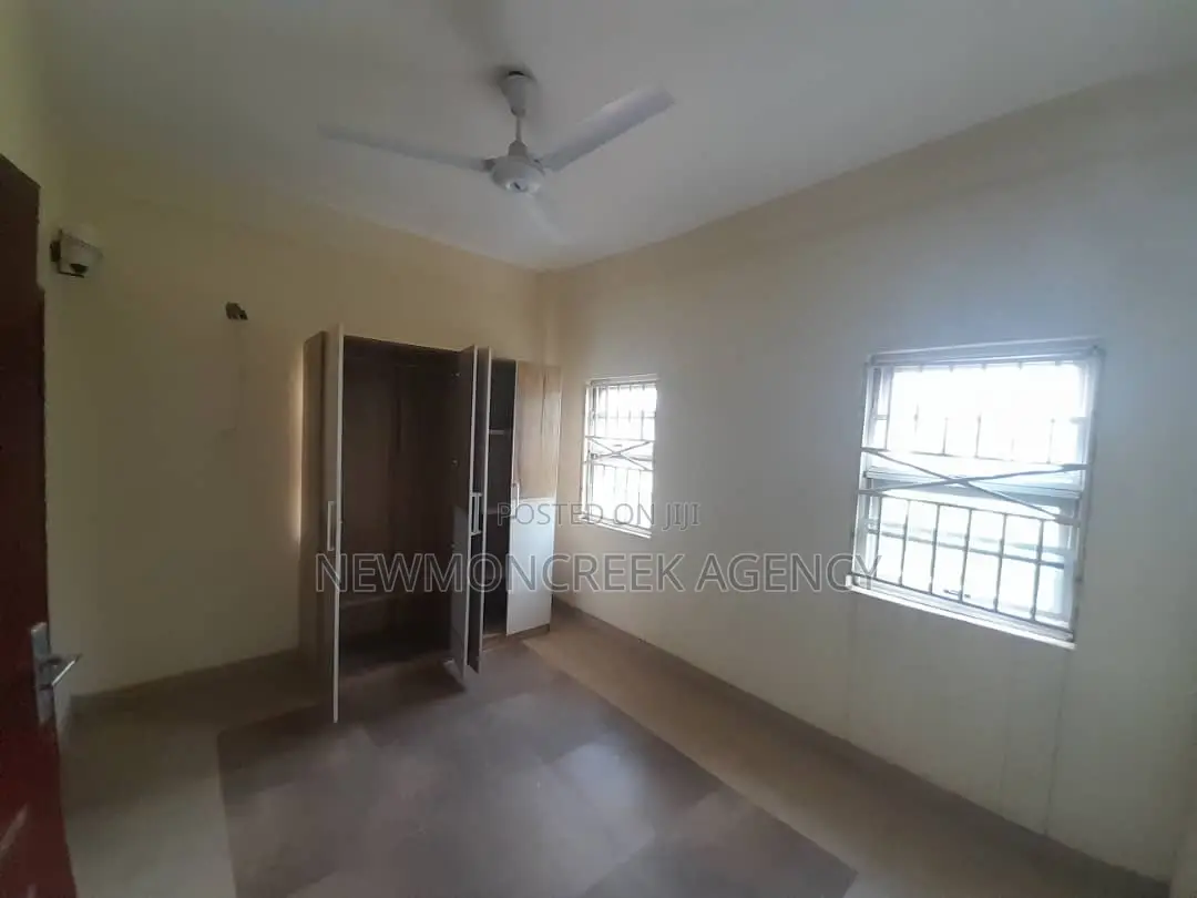14bdrm Duplex in Ashongman Estate, Accra Metropolitan for sale in Accra Metropolitan