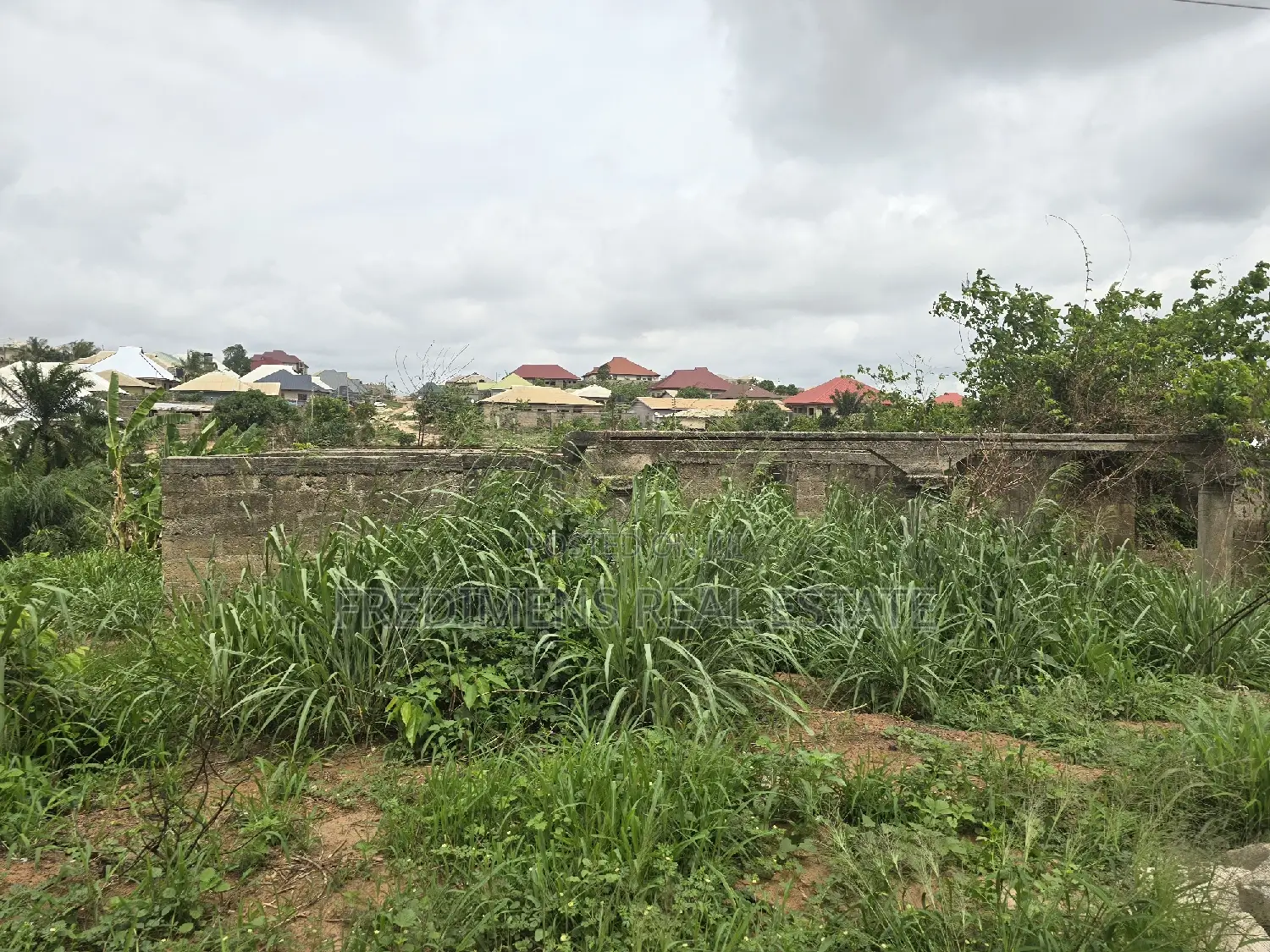 6bdrm House in Fredimens Real, Afigya-Kwabre for sale in Afigya-Kwabre