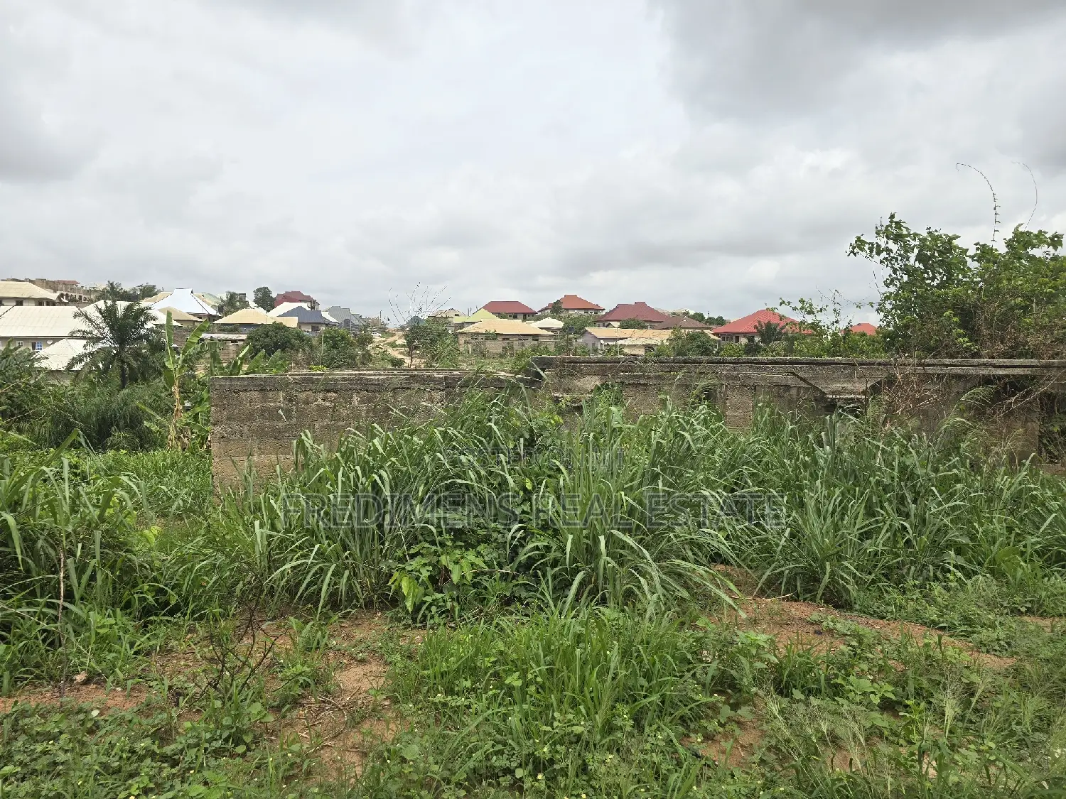 6bdrm House in Fredimens Real, Afigya-Kwabre for sale in Afigya-Kwabre
