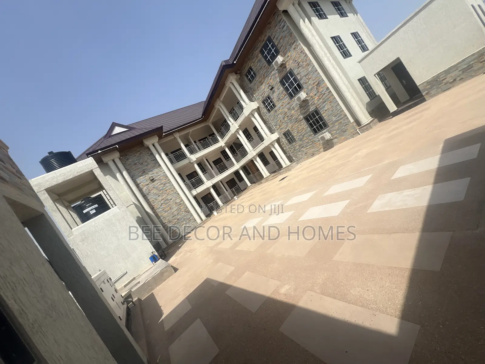 2bdrm Apartment in Bee Decor & Homes, Old Ashomang for rent in Old Ashomang