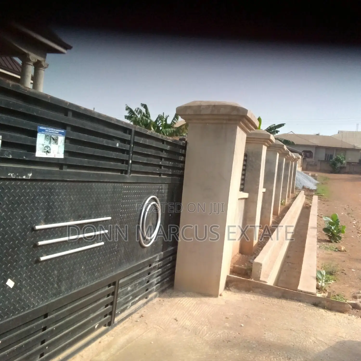 8bdrm House in Don Markus Extate, Kumasi Metropolitan for sale in Kumasi Metropolitan