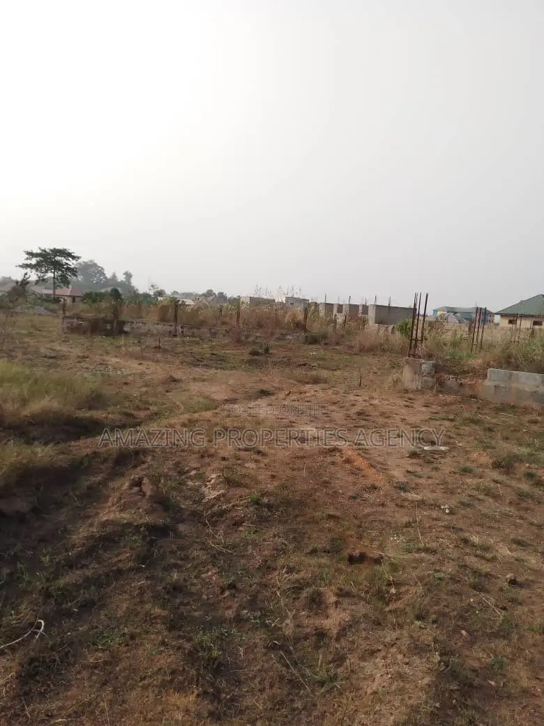 110x100 Plot of Land for Sale at American House in American House