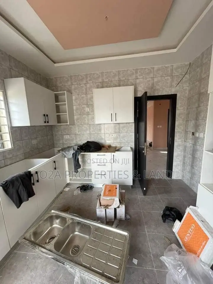 4bdrm House in Sakumono, Baatsona Total for sale in Baatsona Total