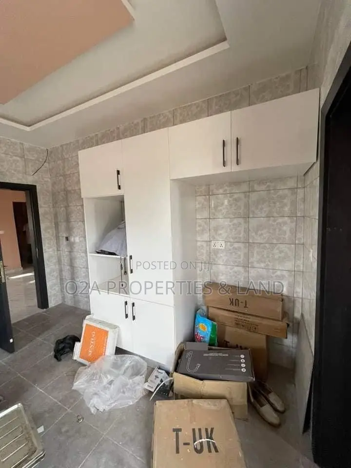 4bdrm House in Sakumono, Baatsona Total for sale in Baatsona Total