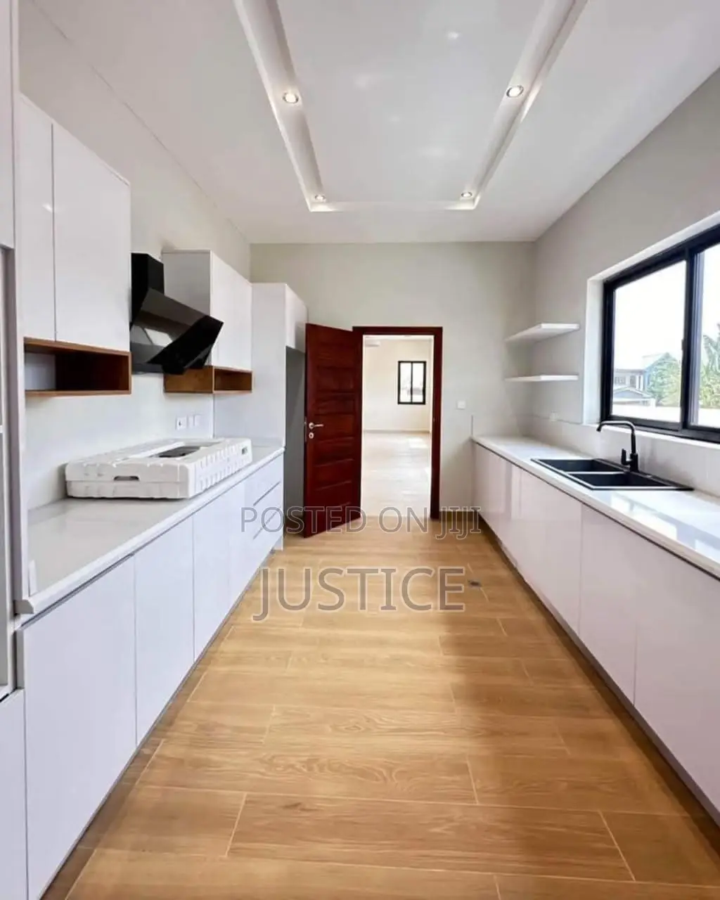 4bdrm Duplex in Oyarifa for sale in Oyarifa