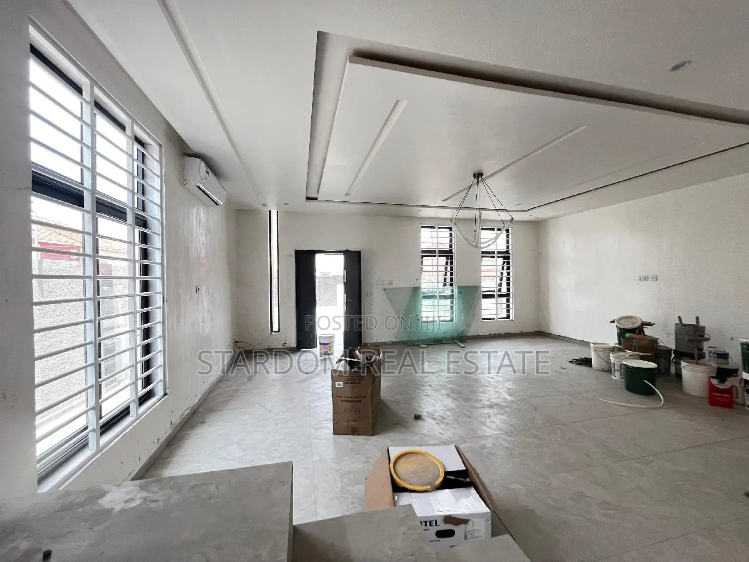 4bdrm Duplex in East Legon for sale in East Legon