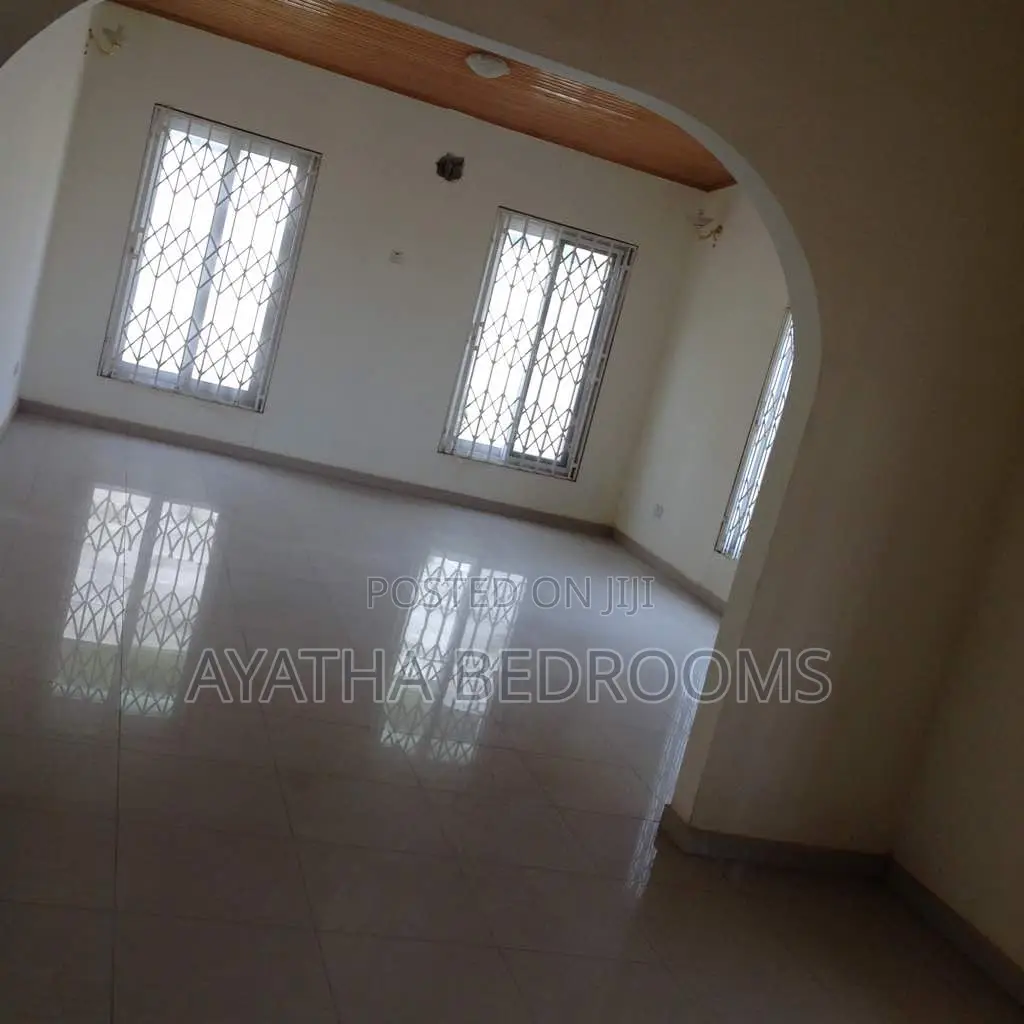 4bdrm House in Ayathar, Tema Metropolitan for sale in Tema Metropolitan