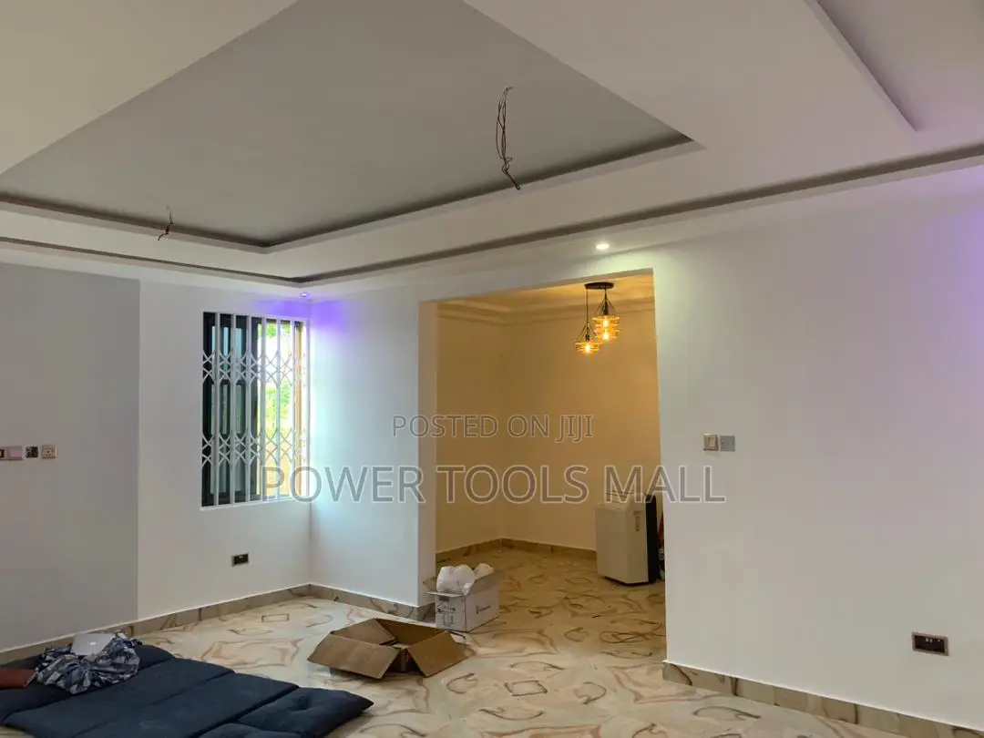 6bdrm House in Medie Parks And, Accra Metropolitan for sale in Accra Metropolitan