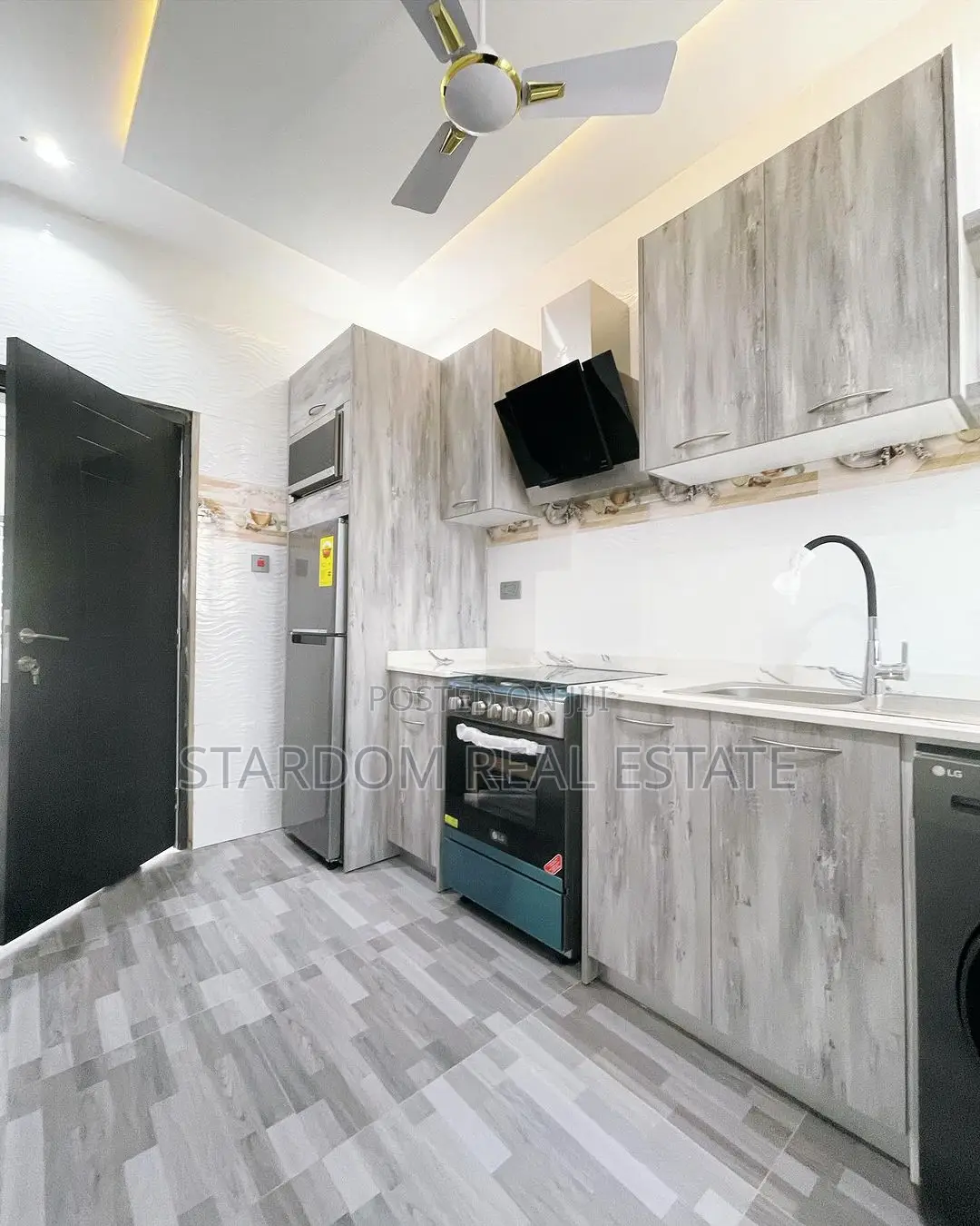 3bdrm Townhouse/Terrace in Ashaley Botwe for sale in Ashaley Botwe