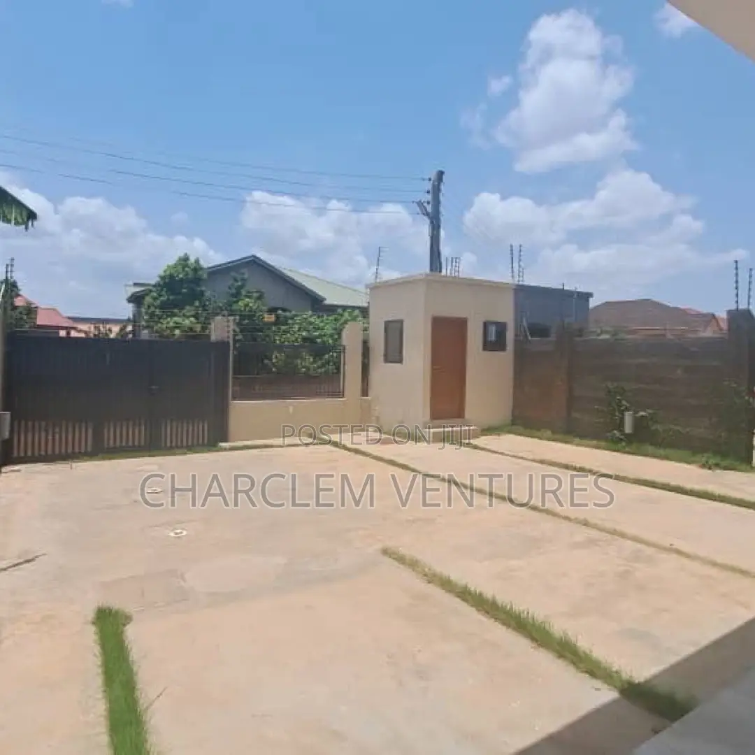 4bdrm House in Charclem Ventures, Oyarifa for sale in Oyarifa