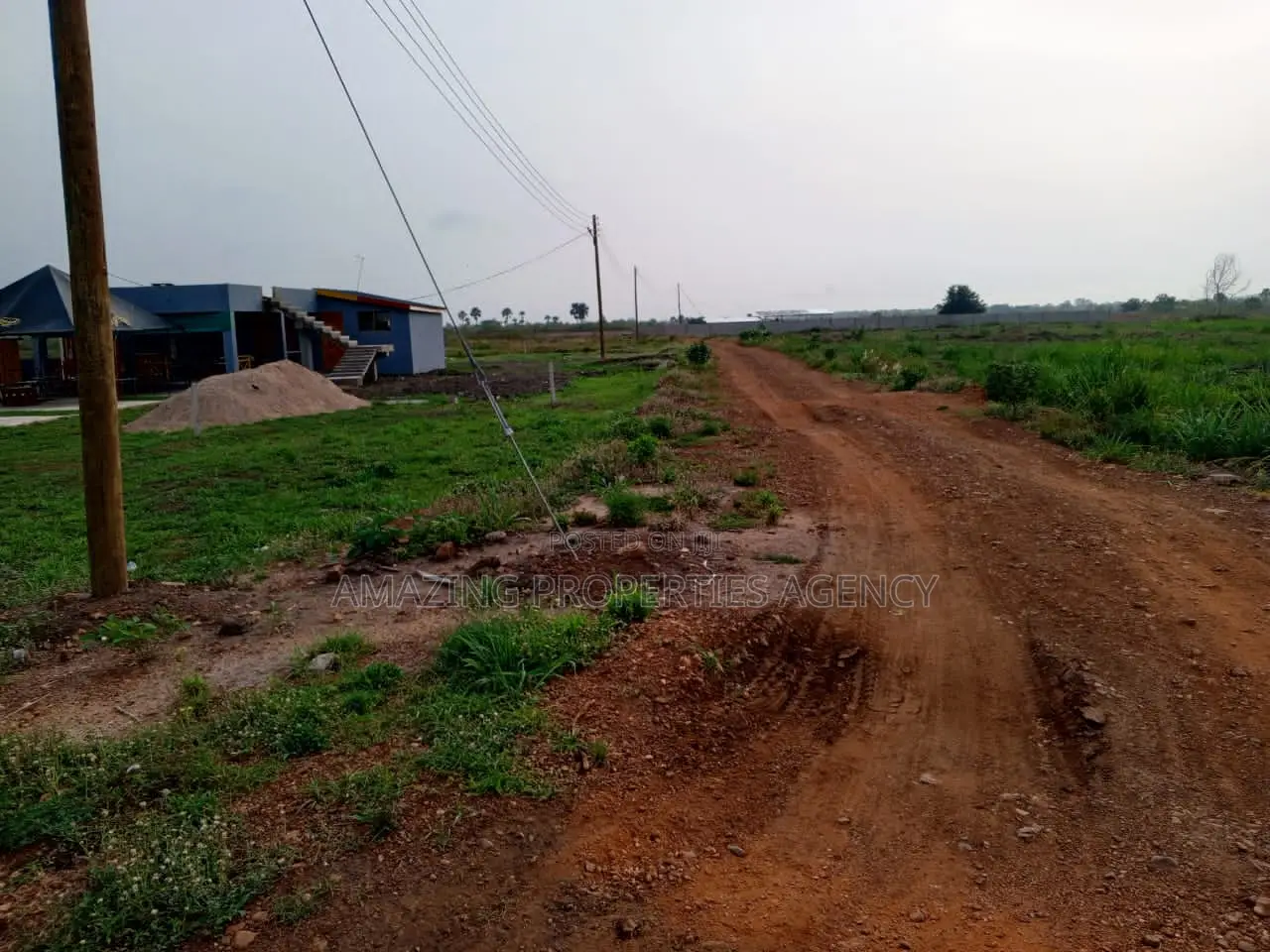 90x80 Plots of Land at Lakeside in Lake Side Estate