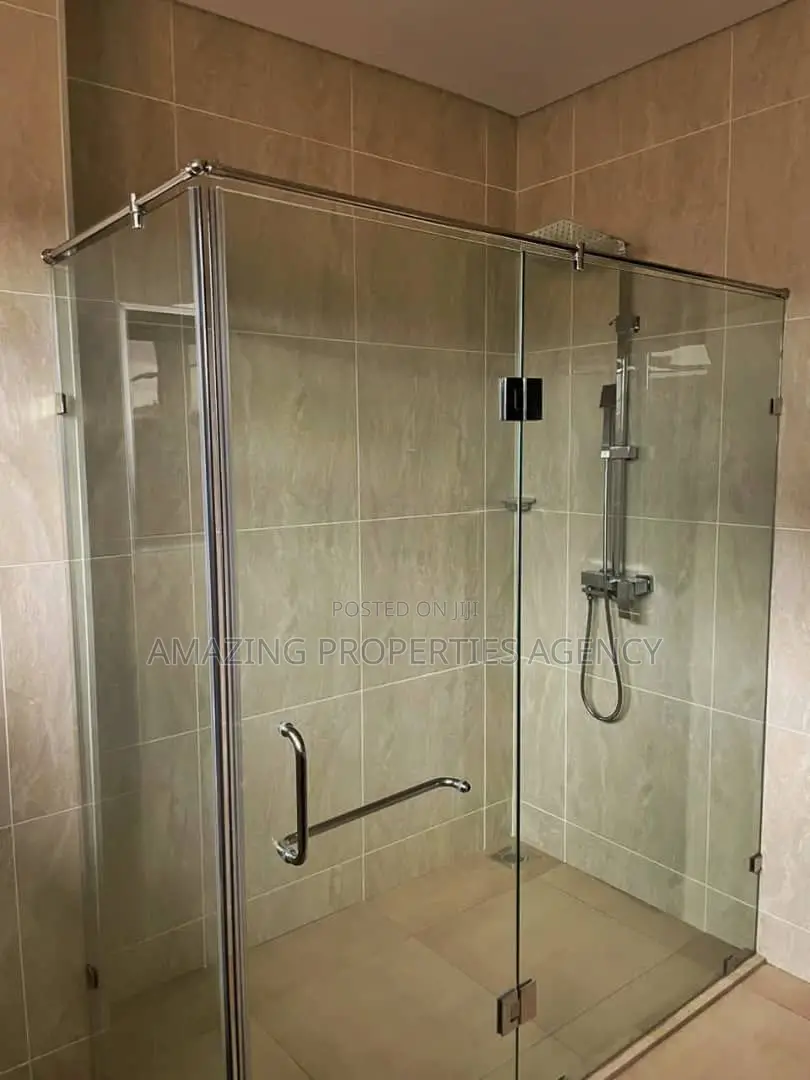 4bdrm House in Airport Residential Area for sale in Airport Residential Area