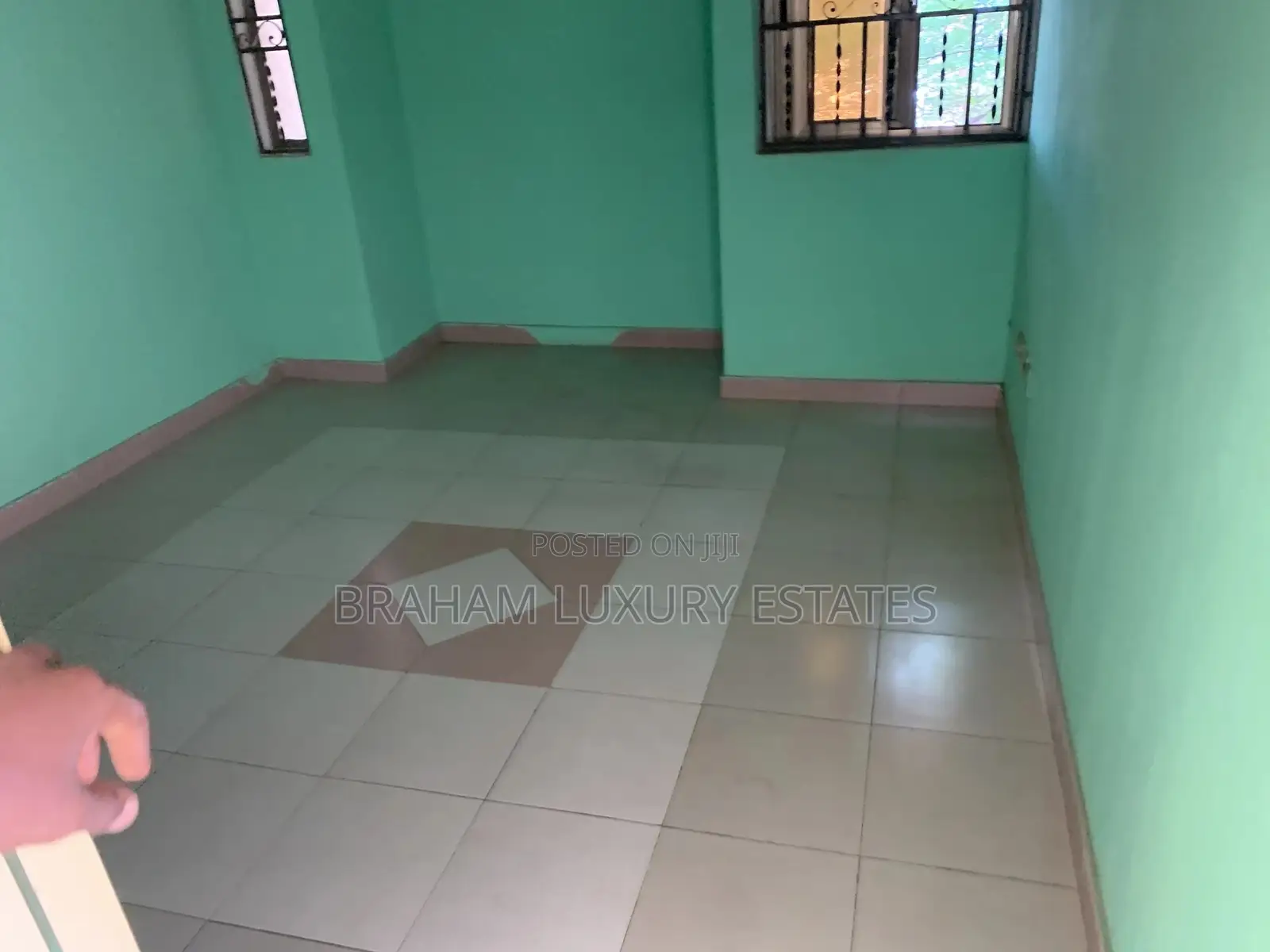 Office Space Available for Rent at Spintex 18 Junction. in Spintex