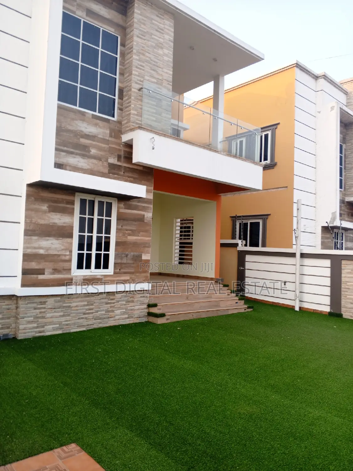 4bdrm Duplex in First Digital Real, West Hills Mall Area for sale in West Hills Mall Area