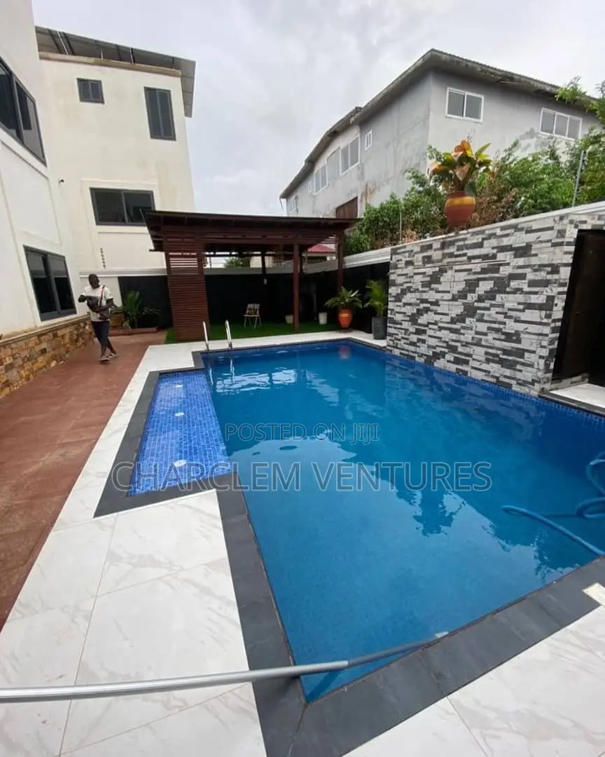 6bdrm House in Charclem Ventures, Adenta for sale in Adenta