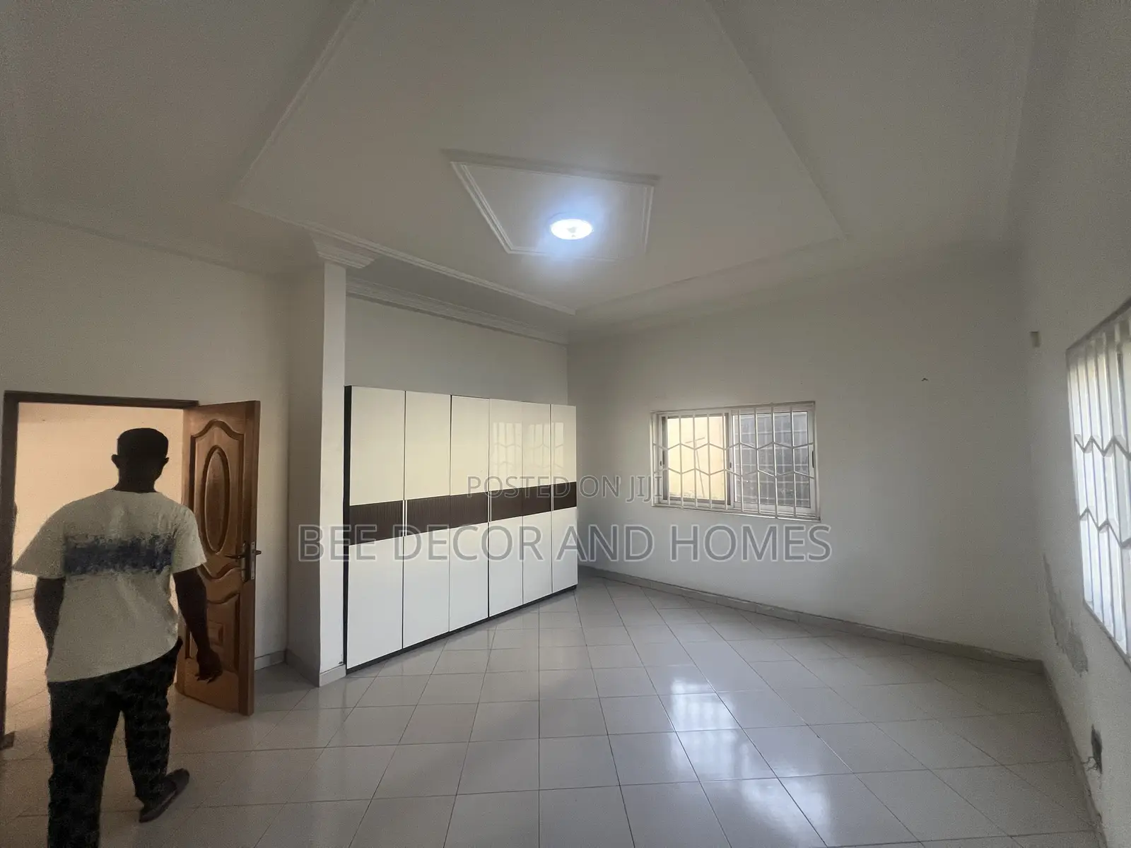5bdrm Mansion in Bee Decor & Homes, East Legon for sale in East Legon