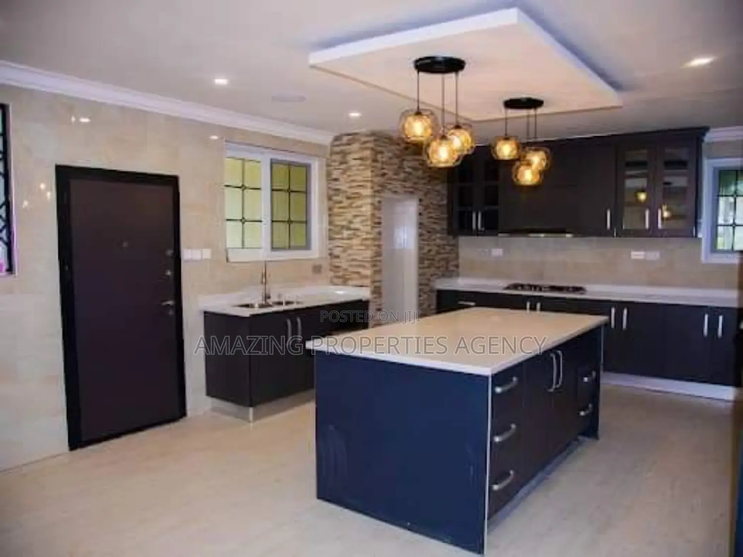 8bdrm House in Adjiriganor for rent in Adjiriganor