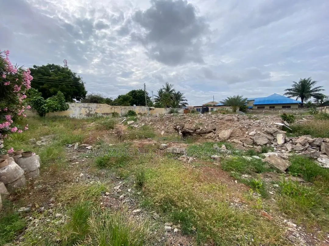 3 Acres of Land at Dzorwulu in Dzorwulu