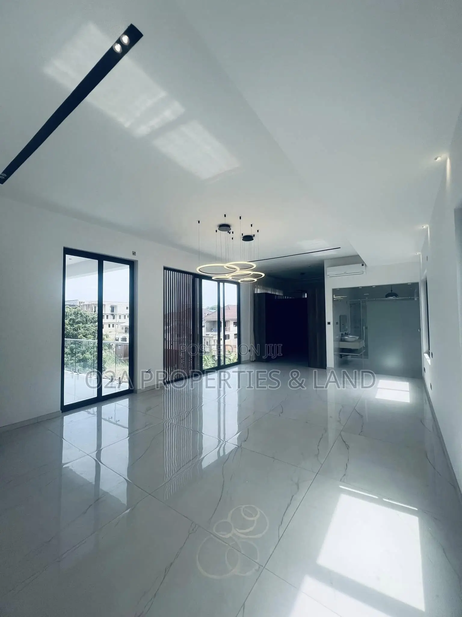 4bdrm House in East Legon, A&C Mall Area for sale in A&C Mall Area