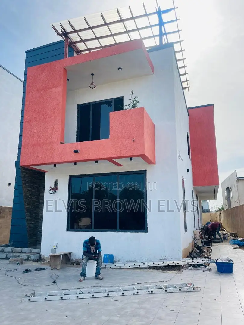 4bdrm House in Botwe Lakesid for sale in Ashaley Botwe