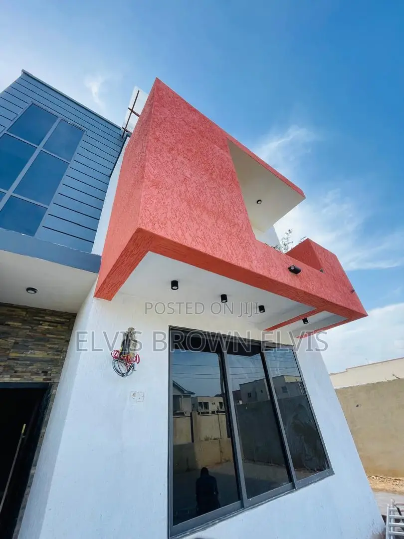 4bdrm House in Botwe Lakesid for sale in Ashaley Botwe
