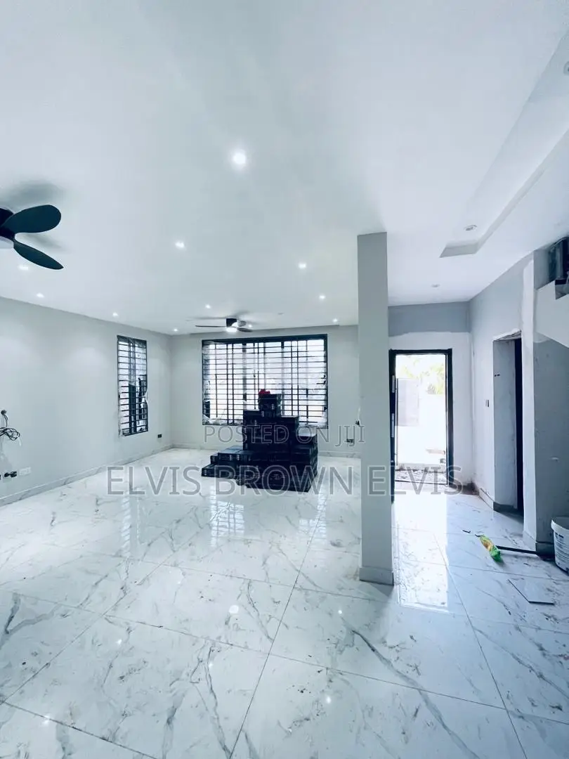 4bdrm House in Botwe Lakesid for sale in Ashaley Botwe