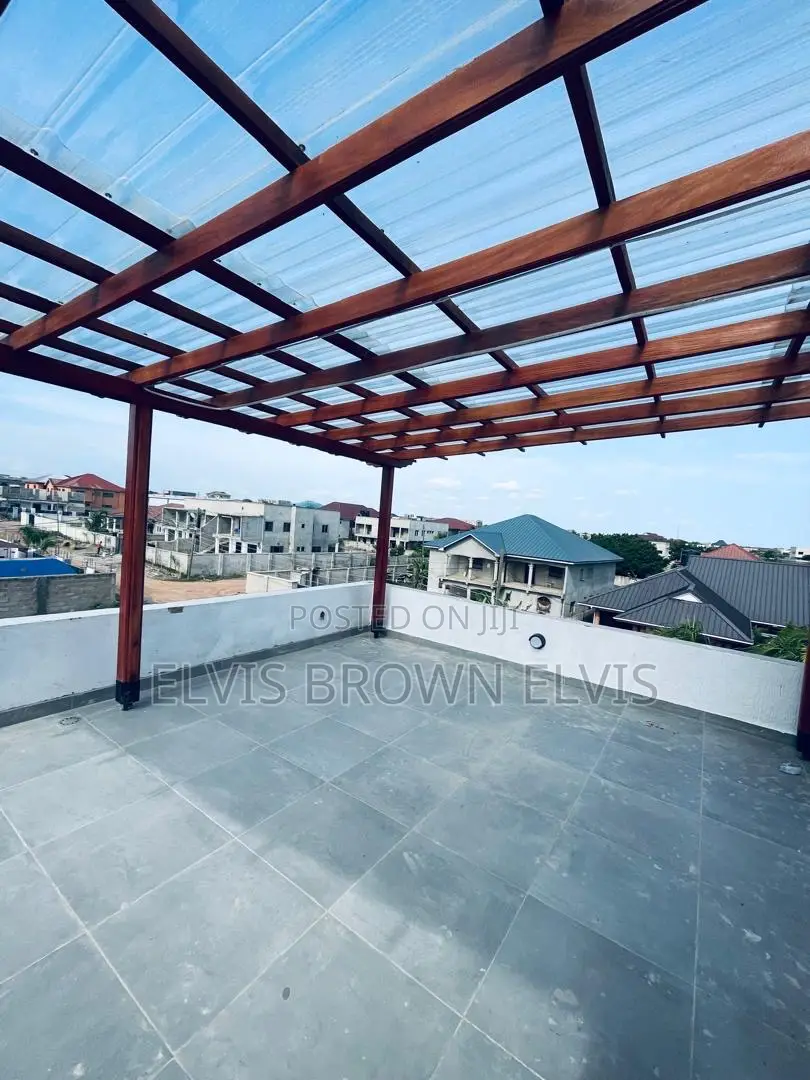 4bdrm House in Botwe Lakesid for sale in Ashaley Botwe