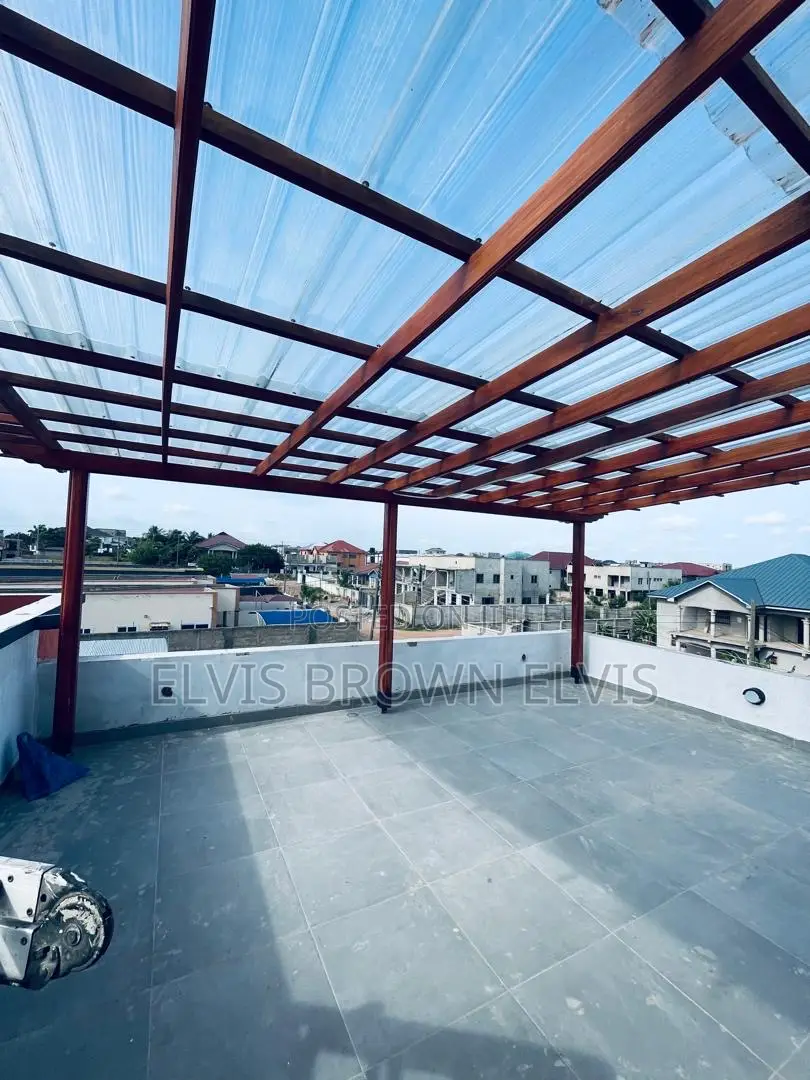 4bdrm House in Botwe Lakesid for sale in Ashaley Botwe