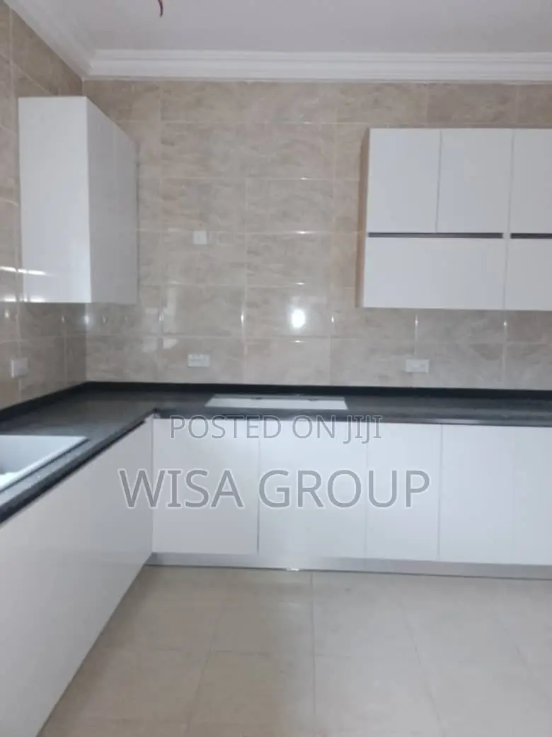 5bdrm Duplex in Wisa Groups, Accra Metropolitan for rent in Accra Metropolitan