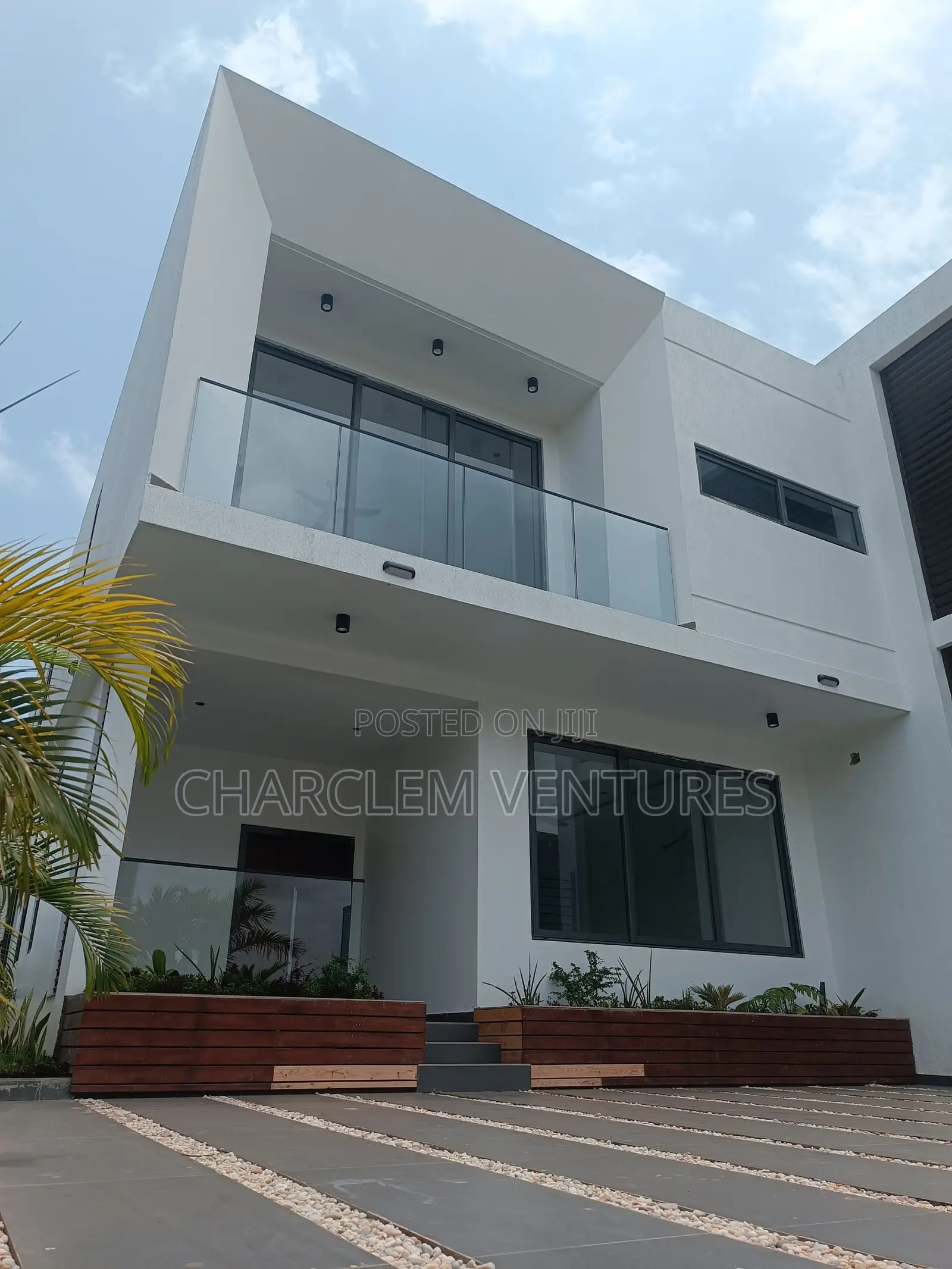 3bdrm House in Charclem Ventures, Dome for sale in Dome