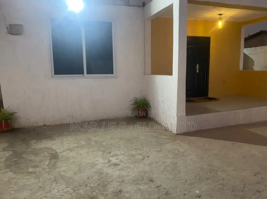 Furnished 1bdrm Apartment in Aplaku Clinic, Accra Metropolitan in Accra Metropolitan