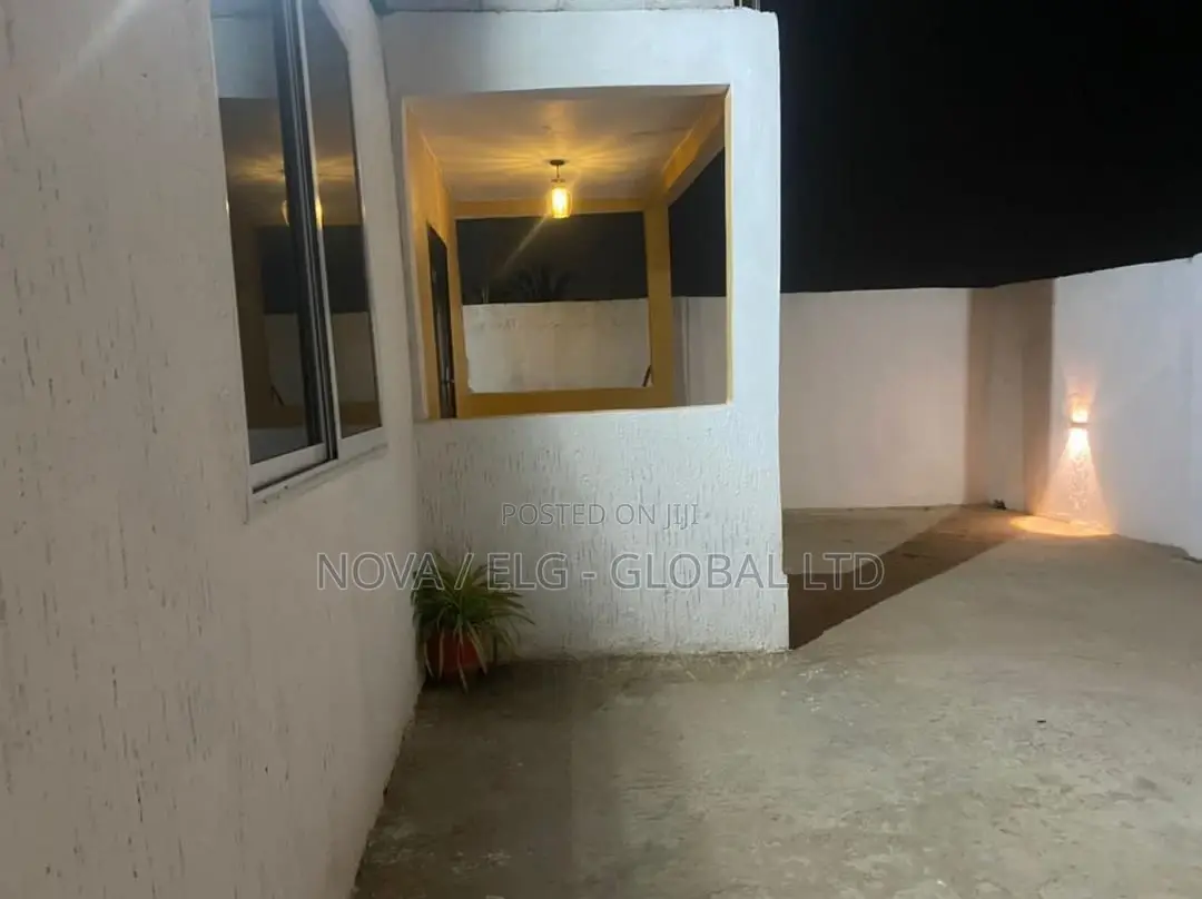 Furnished 1bdrm Apartment in Aplaku Clinic, Accra Metropolitan in Accra Metropolitan