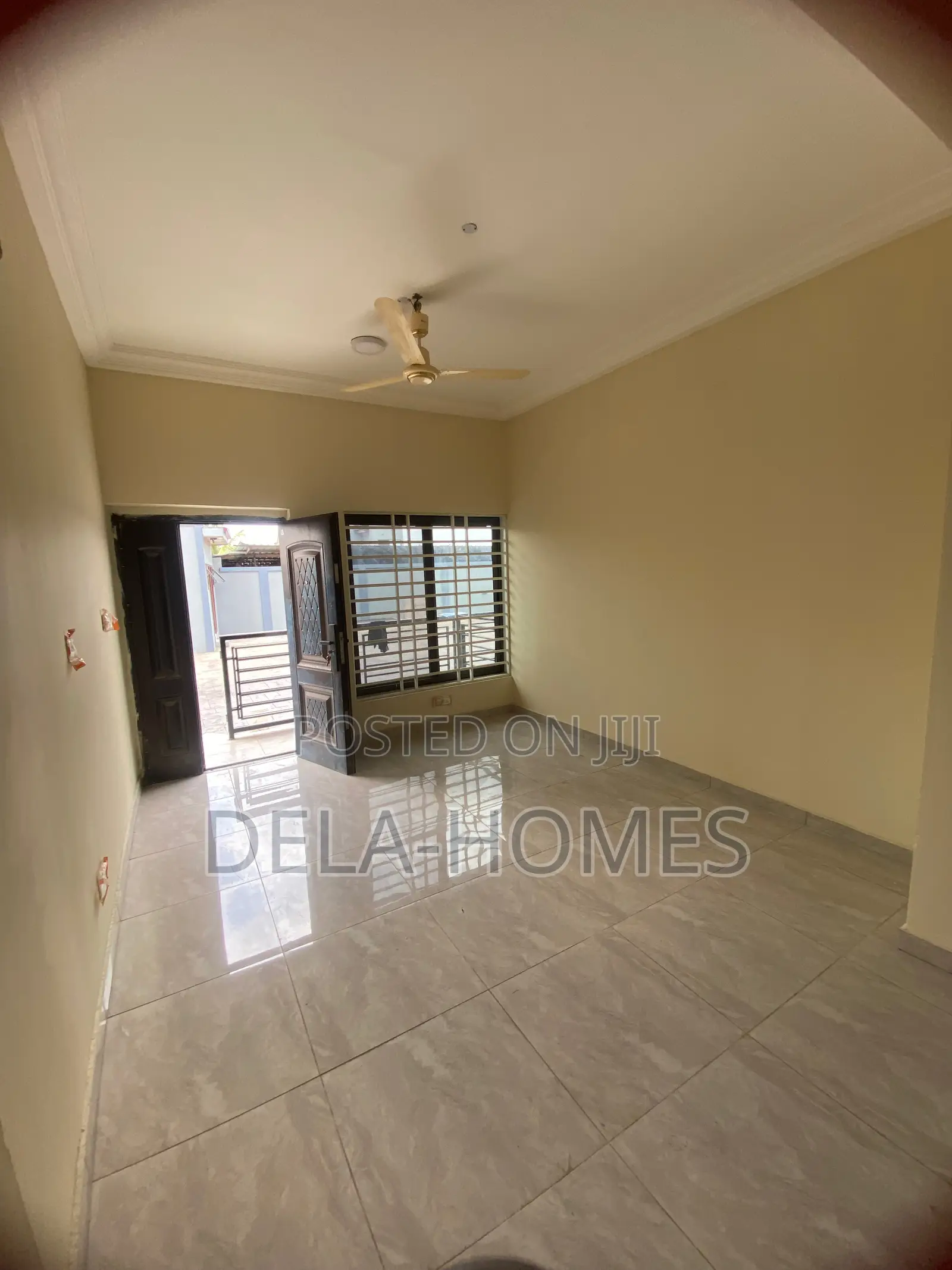 Newly Built Chamber N Hall Sc for Rent at Adenta. in Adenta