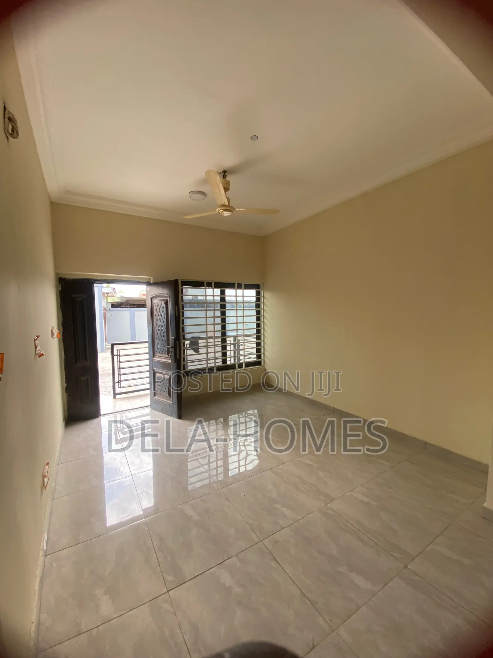Newly Built Chamber N Hall Sc for Rent at Adenta. in Adenta