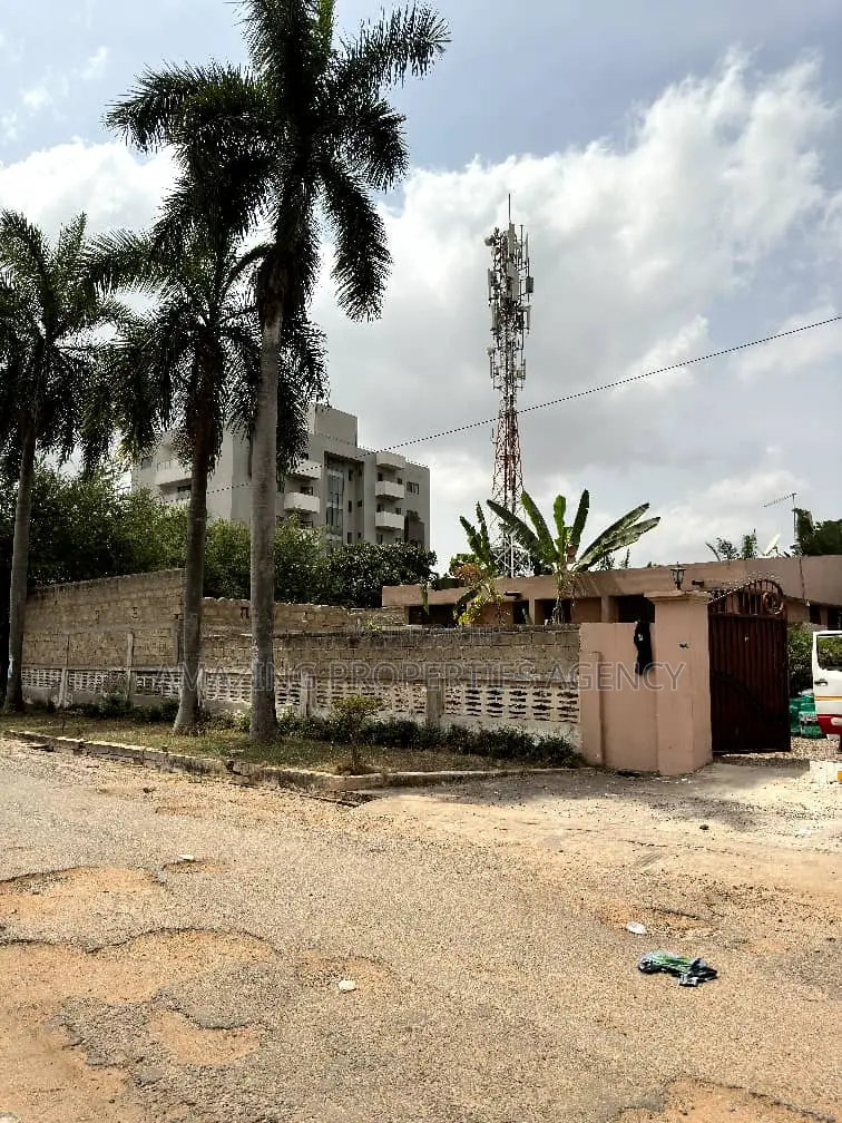 2 and Half Plots of Land at Dzorwulu in Dzorwulu
