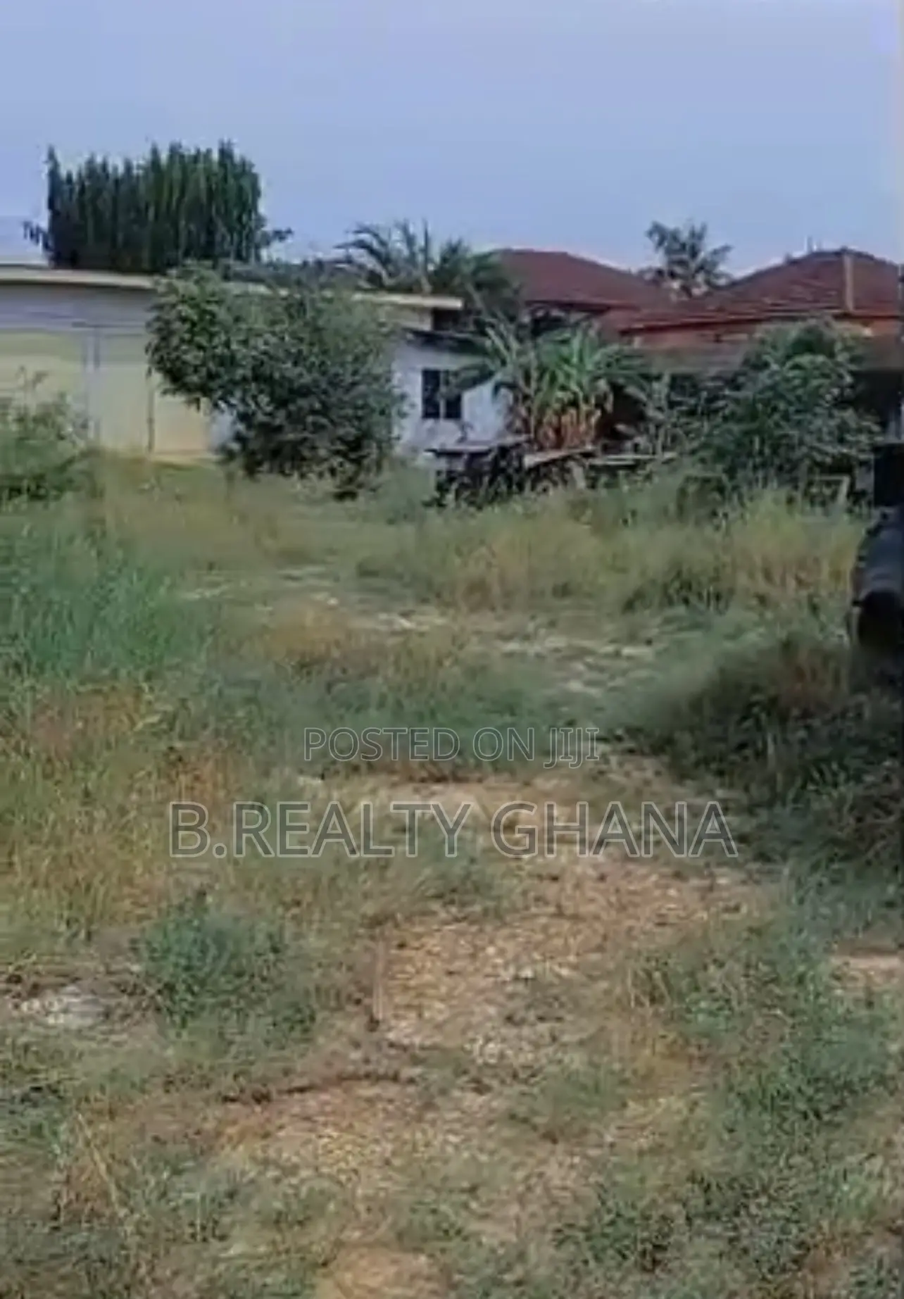 An Acre of Land at East Airport Is for Sale in Spintex