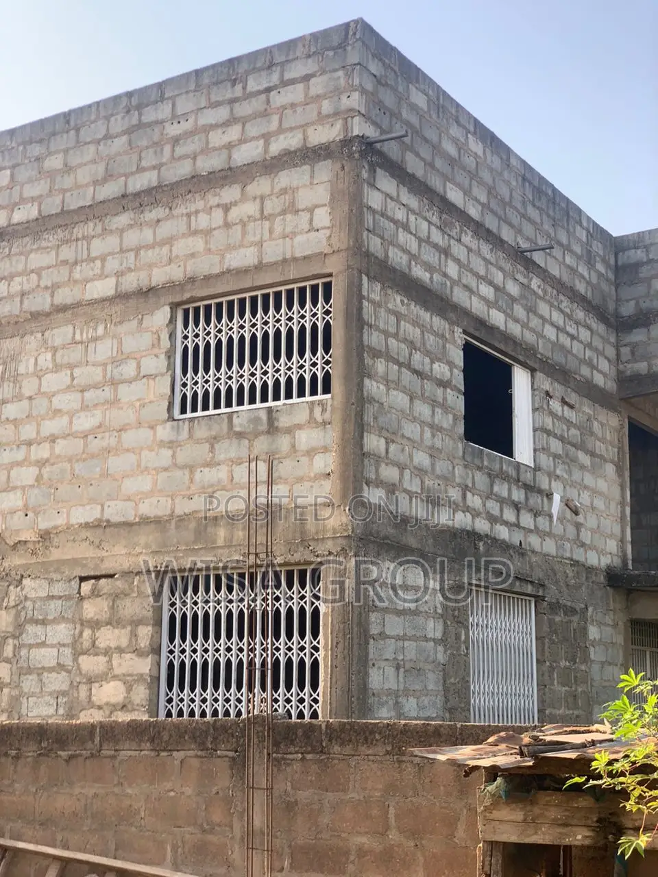 7bdrm Duplex in Wisa Groups, Accra Metropolitan for sale in Accra Metropolitan
