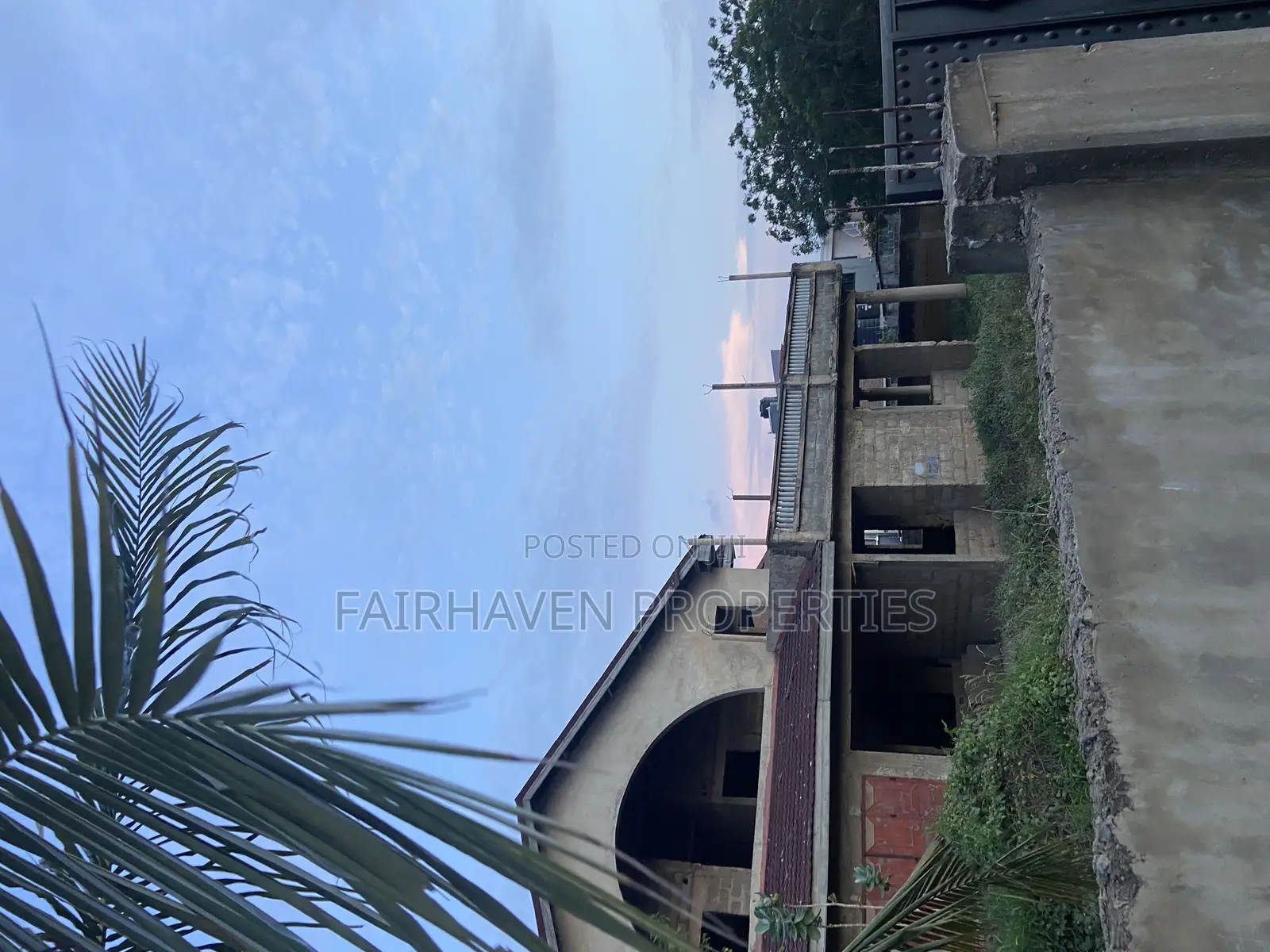 5bdrm House in Tseaddo, Airport Residential Area for sale in Airport Residential Area