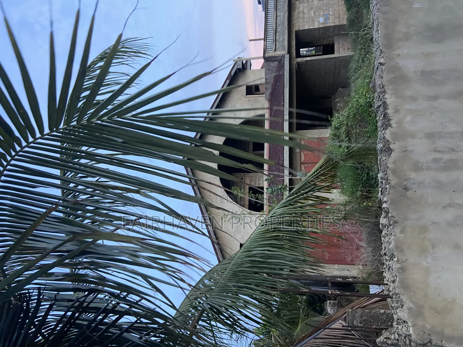 5bdrm House in Tseaddo, Airport Residential Area for sale in Airport Residential Area