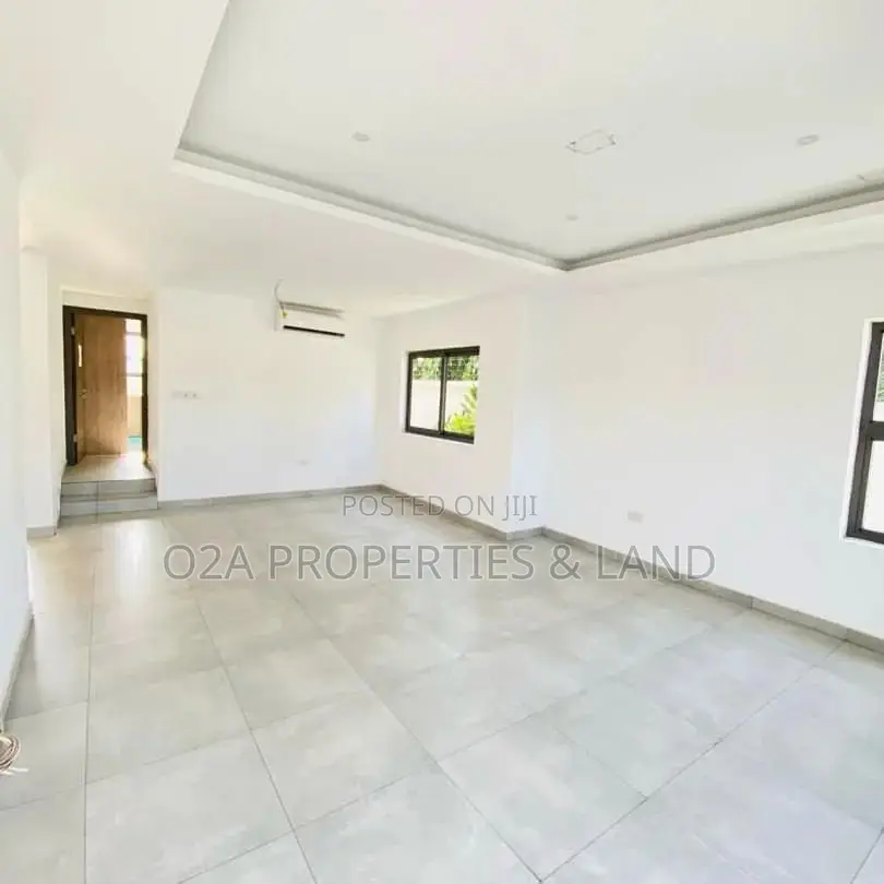 4bdrm House in North Legon for sale in North Legon