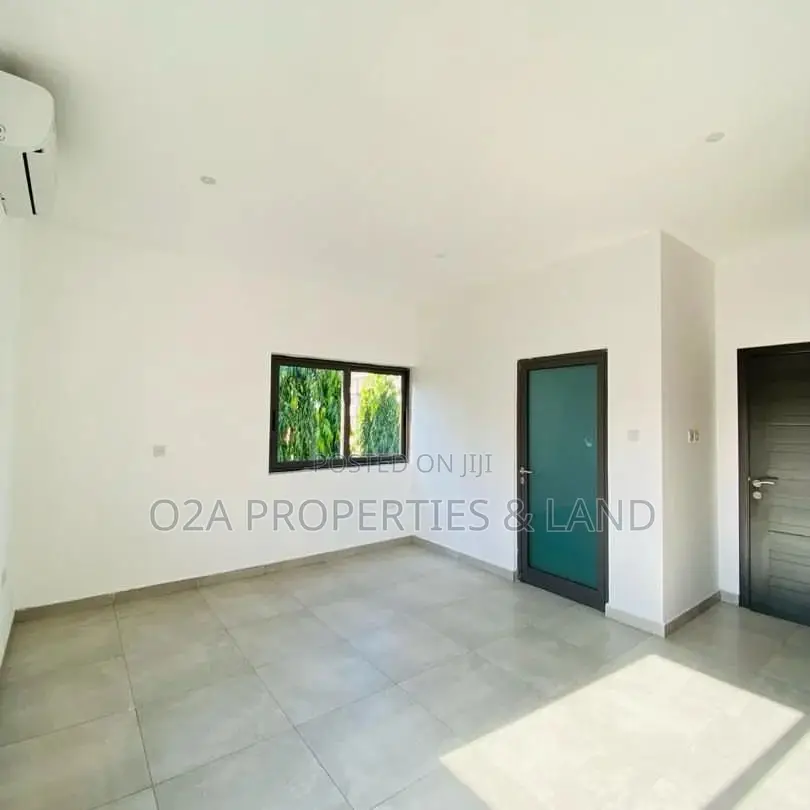 4bdrm House in North Legon for sale in North Legon