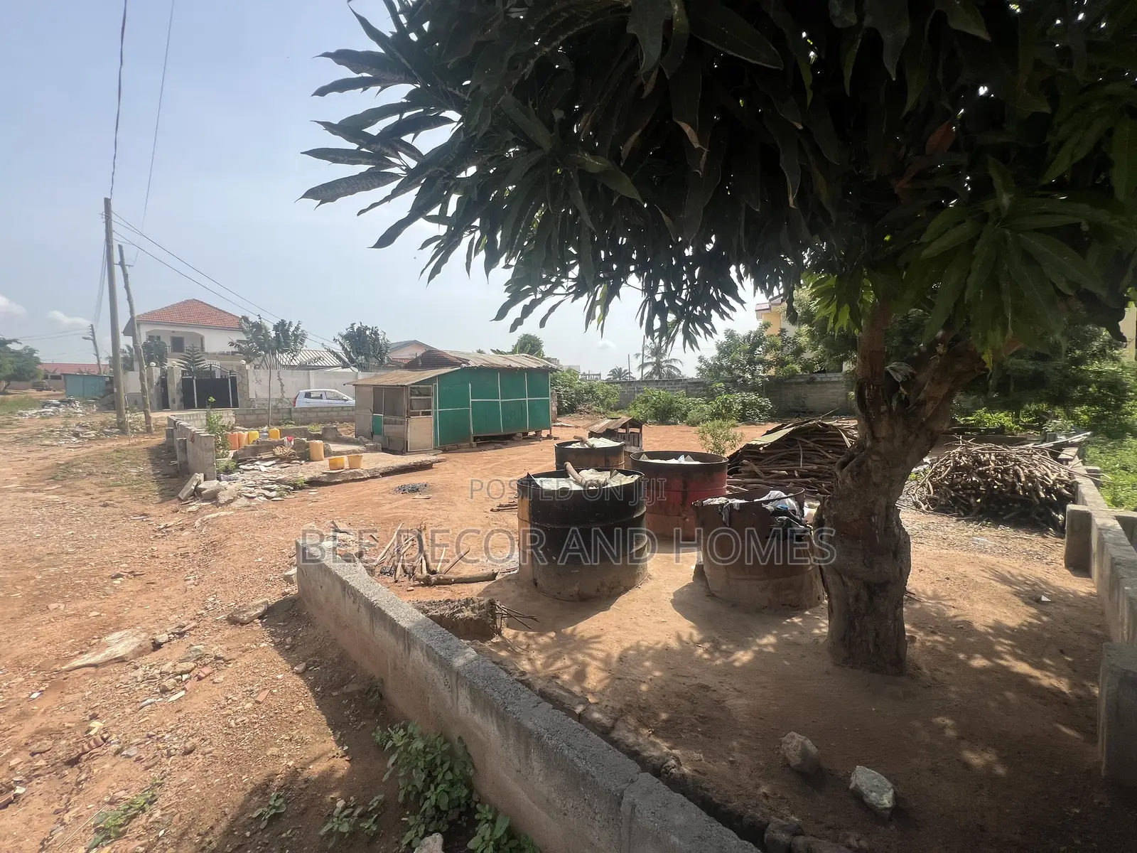 Classic Close to Road Side Land for Sale in North Legon