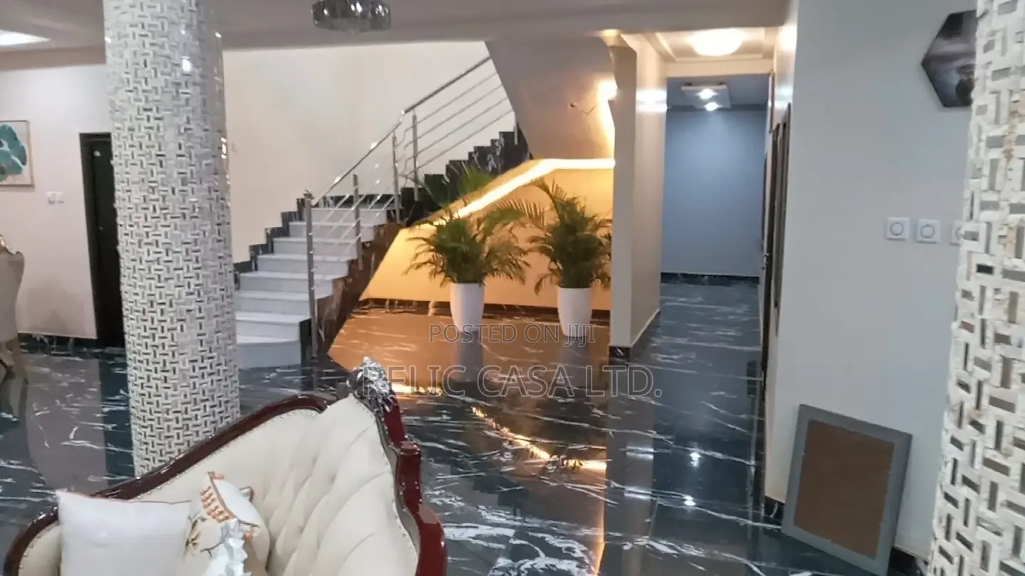 7 Bedroom House for Sale Near West Hills Mall in West Hills Mall Area