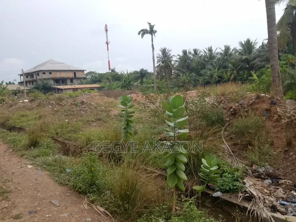 5 Plot Of Land For Sale At Wisconsin University in Haatso