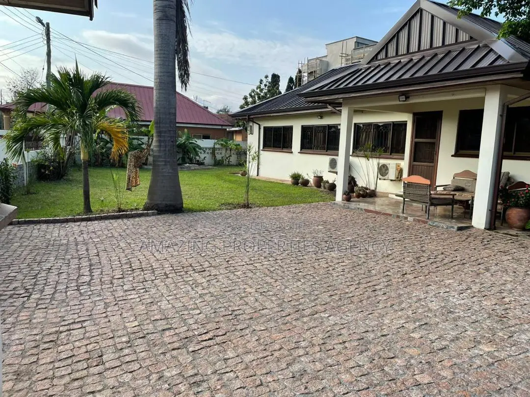 5bdrm House in Kanda for sale in Kanda