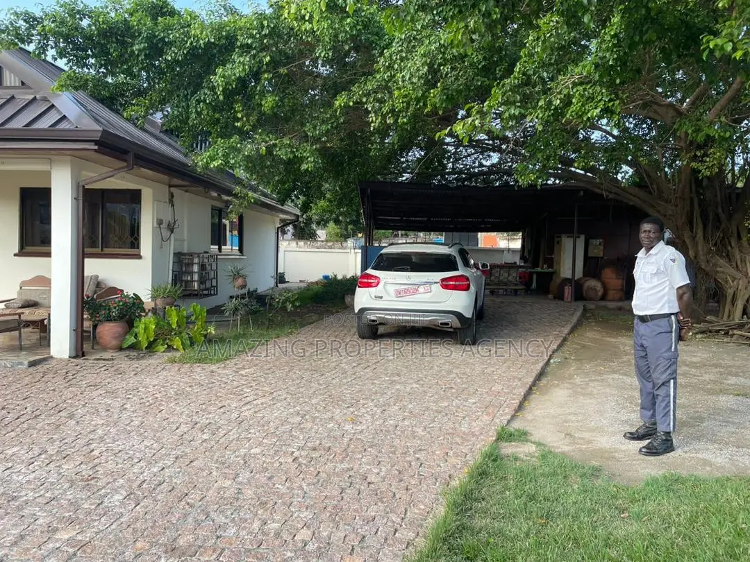 5bdrm House in Kanda for sale in Kanda